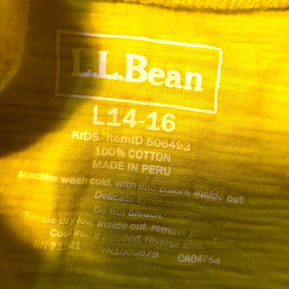 3 FOR $20 boys 14/16 t-shirt - Picture 3 of 3